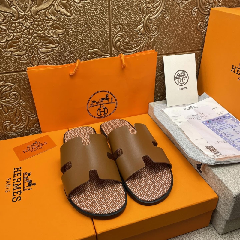 H**mes slippers